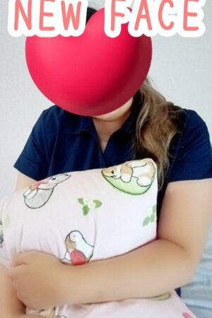 さな♡未経験のおっとり純朴女子♡